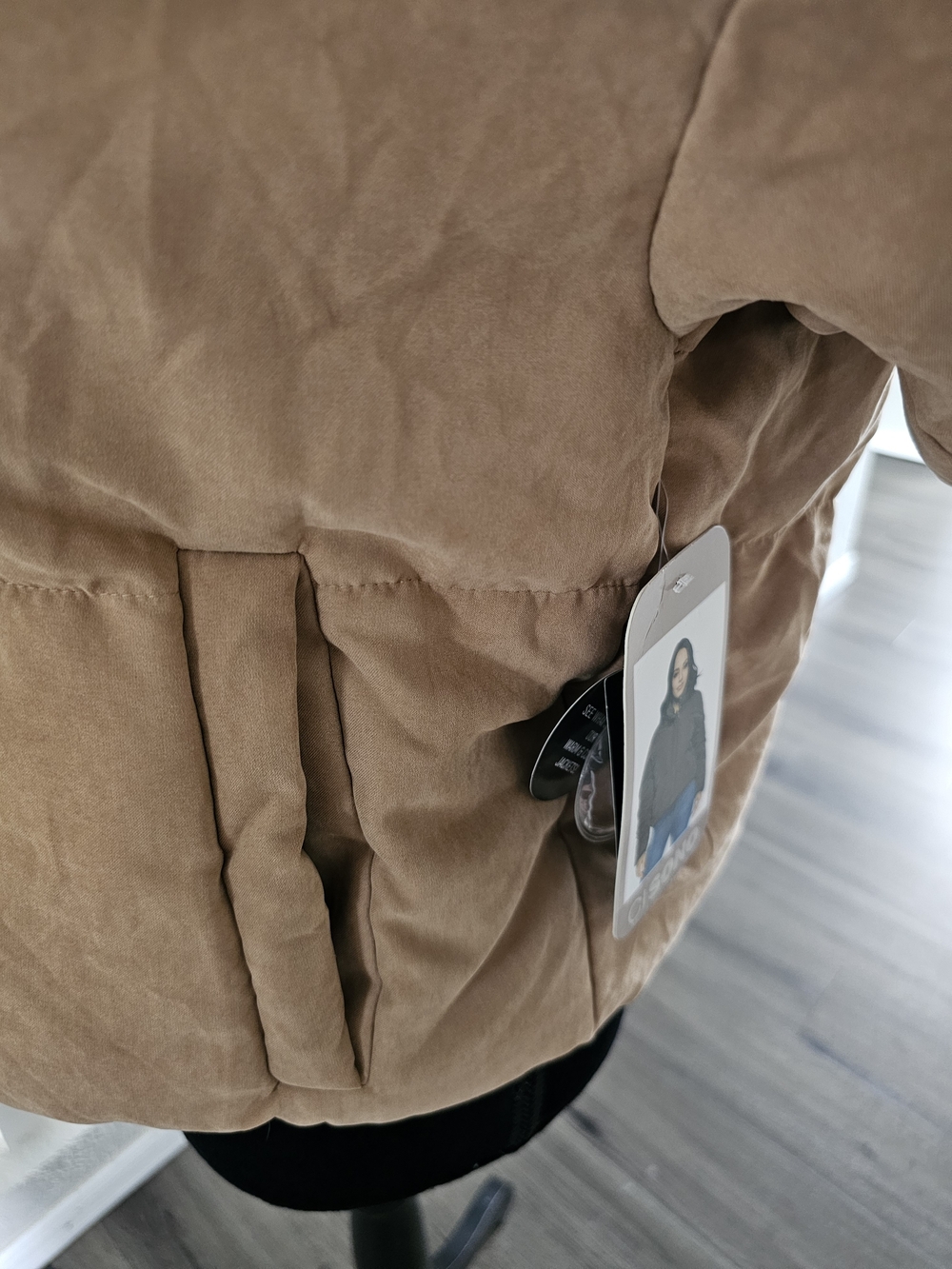 NWT Ci Sono Cropped Boxy Puffer Jacket in Taupe - Picture 4 of 15